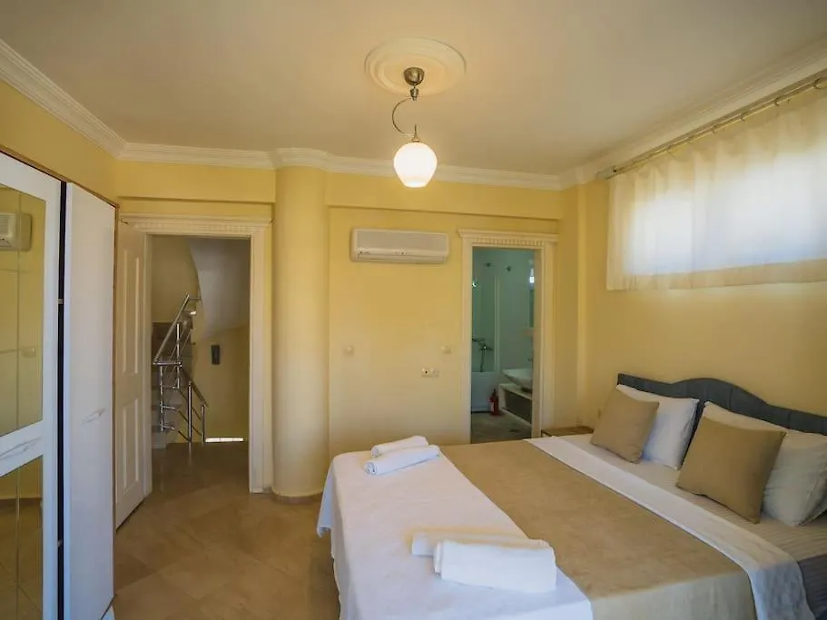 Calis'Ta Denize Sifir 8 Kisilik Villa Pearl 9 Fethiye