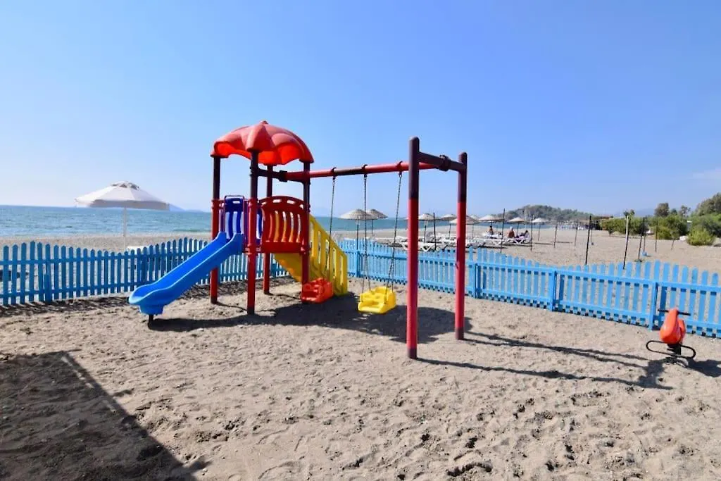 Calis'Ta Denize Sifir 8 Kisilik Villa Pearl 9 Fethiye 0*,  Turkey